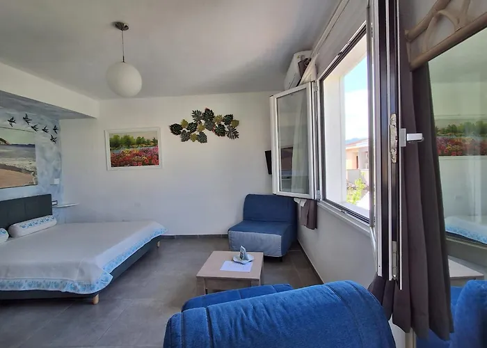 Da Nuccia Bed & Breakfast 3*