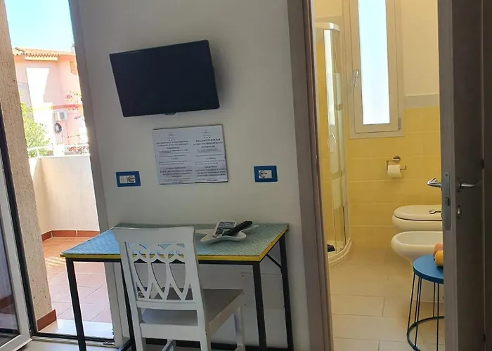 Da Nuccia Bed & Breakfast 3*